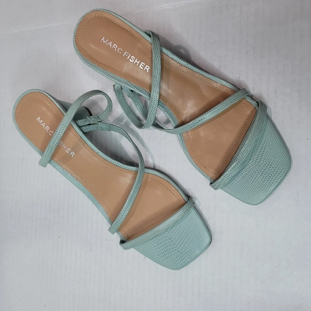 Marc Fisher Aliana 2 Strappy Heeled Sandals Size 6.5 - Picture 2 of 11